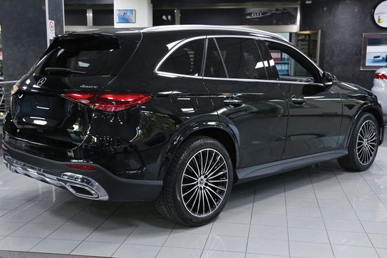 Mercedes GLC 200 4-Matic AMG Line