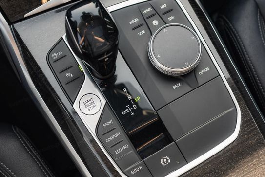 BMW Seria 3 320d xDrive Luxury Line