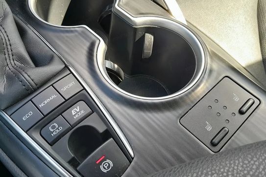 Toyota Camry 2.5 Hybrid Executive Cvt