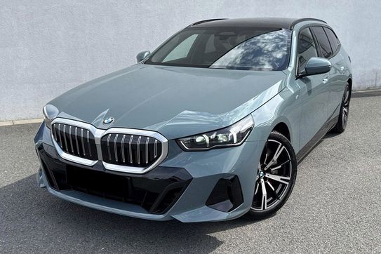 BMW Seria 5 Touring 520d xDrive M Sport