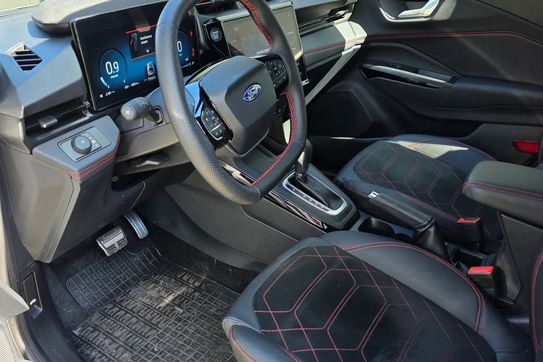 Ford Puma 1.0 EcoBoost mHEV ST-Line X DCT