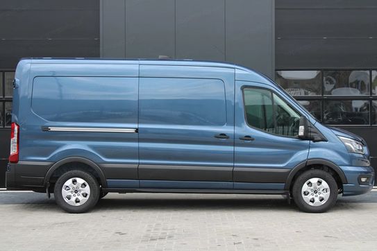 Ford Transit L3H2 Limited 350 A8