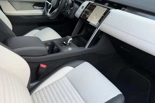 Land Rover Discovery Sport D200 Dynamic HSE