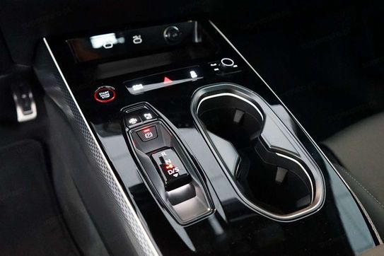 Audi A6 TDI quattro S line