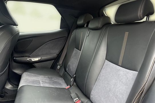 Lexus LBX Hybrid Cool