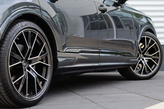 Audi Q7 TDI quattro S Line