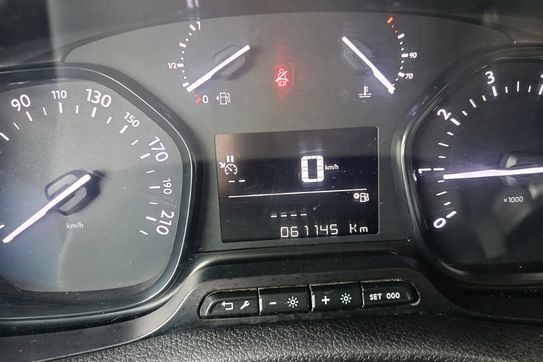 Opel Vivaro Long L2H1