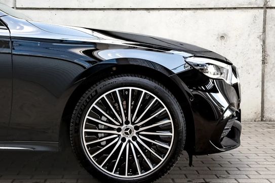 Mercedes Klasa E 220 d 4-Matic AMG