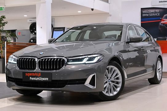 BMW Seria 5 540d xDrive mHEV Luxury Line sport-aut