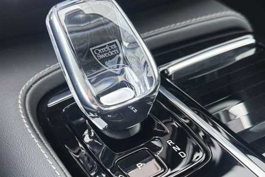 Volvo V60 T6 AWD Plug-In Hybrid Ultra Bright aut
