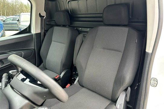 Peugeot Partner Van L2H1