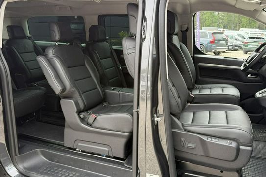 Peugeot Traveller BlueHDi Standard