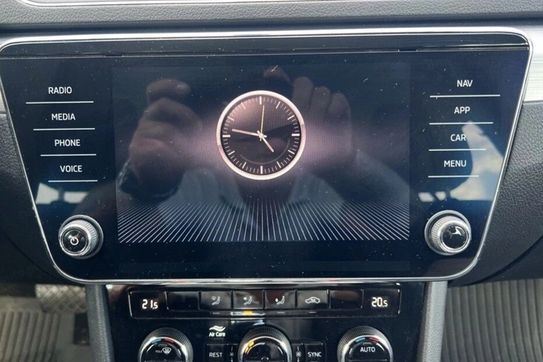 Skoda Superb TDI SCR Ambition DSG