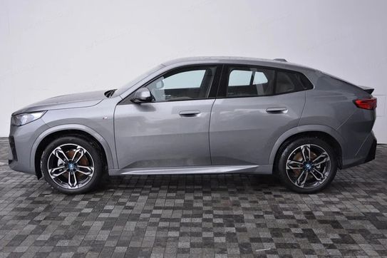 BMW iX2 eDrive20 M Sport
