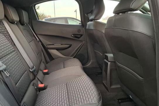 Renault Clio Techno EDC 1.2 TCe