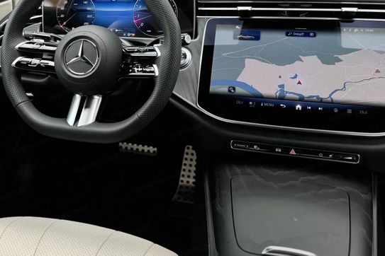 Mercedes Klasa E 220 d 4-Matic AMG