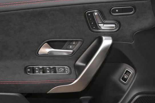 Mercedes CLA 200 AMG Line