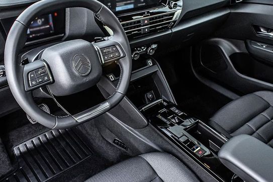 Citroen C4 Plus eDCT6 1.2 mHEV