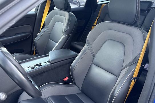 Volvo XC60 T8 AWD Plug-In Hybrid Polestar Engineered aut