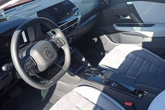 Citroen C4 Max EAT8 1.2 PureTech