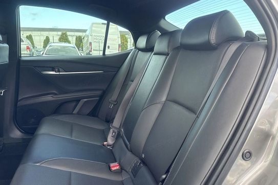 Toyota Camry 2.5 Hybrid Dynamic Force Prestige e-CVT