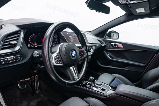 BMW Seria 2 216d M Sport aut