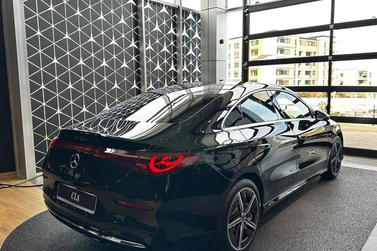 Mercedes CLA 180 Progressive