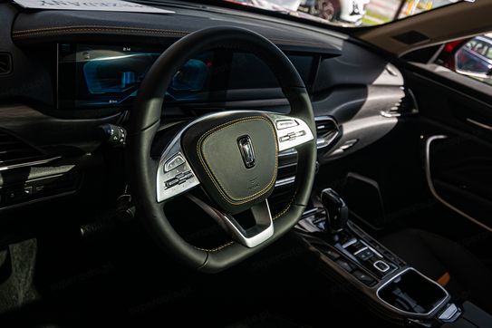 Bestune T77 1.5T Elegance DCT