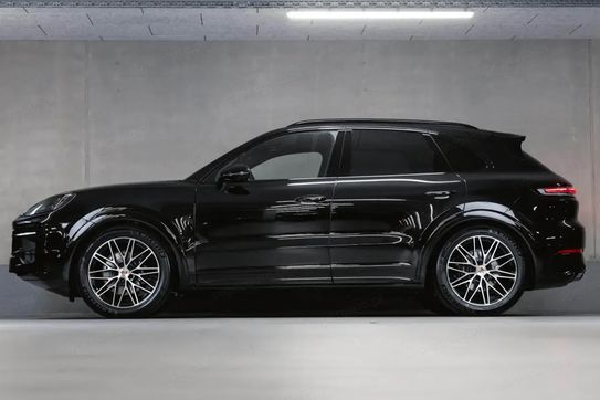 Porsche Cayenne Black Edition