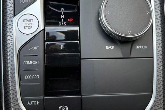 BMW Seria 3 320i xDrive M Sport