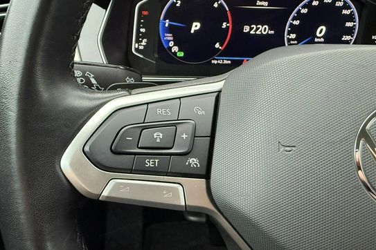 Volkswagen Passat TDI SCR 4Mot. DSG