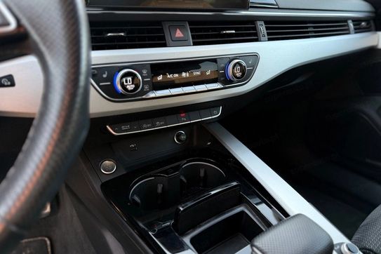 Audi A5 40 TFSI mHEV S Line S tronic