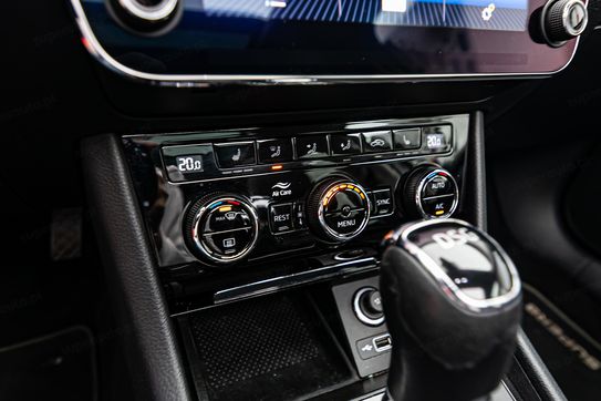 Skoda Superb 2.0 TDI DSG