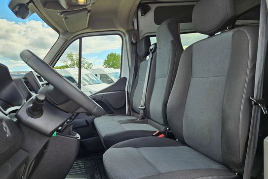Renault Master 2.3 dCi L4H2