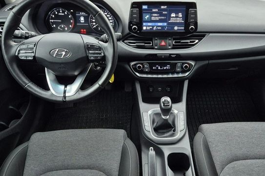 Hyundai i30 1.5 T-GDI Smart