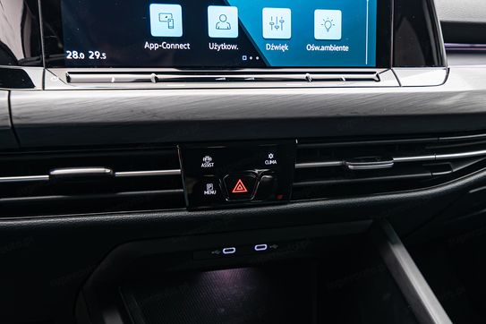 Volkswagen Golf VIII 2.0 TDI SCR Style