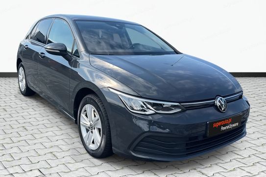 Volkswagen Golf eTSI Life DSG