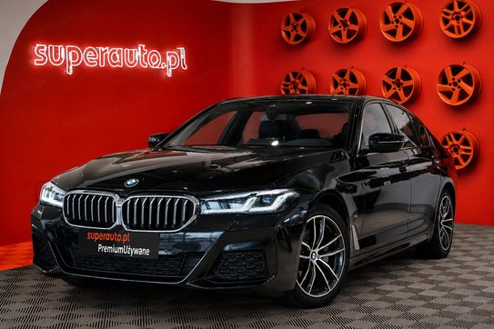 BMW Seria 5 520i mHEV aut