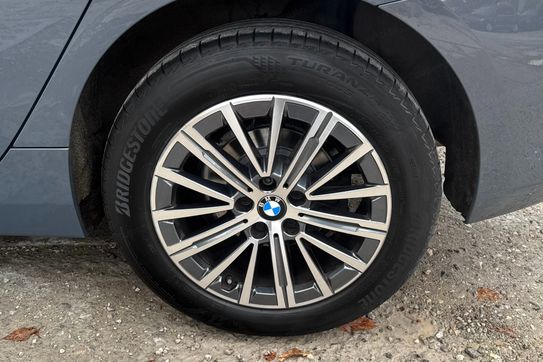 BMW Seria 2 218i Luxury Line