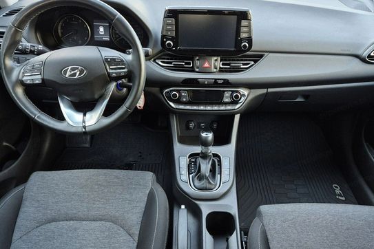 Hyundai i30 1.5 T-GDI Smart DCT