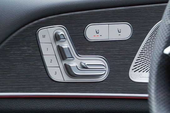 Mercedes GLE 300 d  4-Matic AMG Line