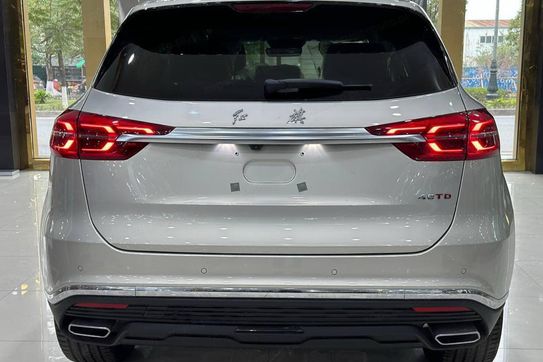 Hongqi HS5 2.0T AWD