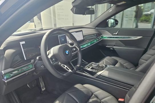 BMW Seria 7 740d xDrive M Sport
