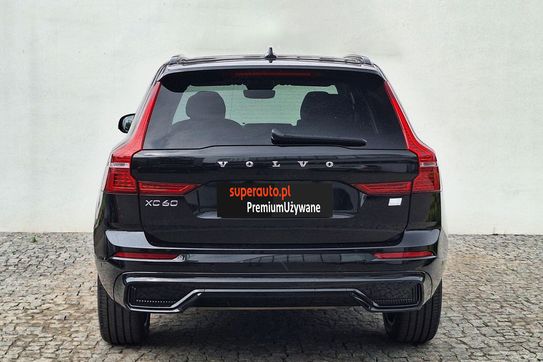 Volvo XC60 T8 Plug-In Hybrid AWD Plus Dark aut