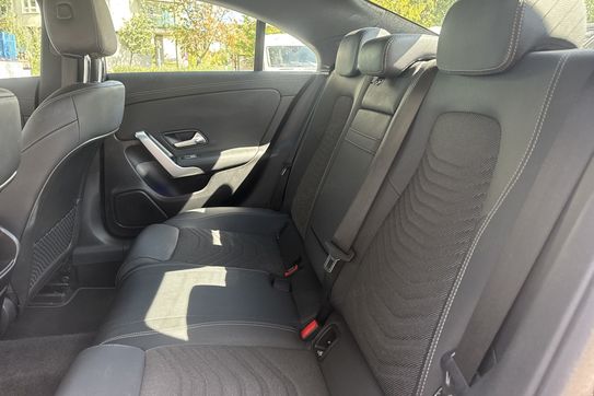 Mercedes CLA 180 7G-DCT