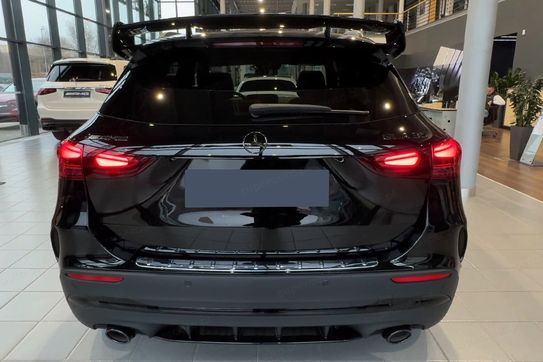 Mercedes GLA AMG 35 4-Matic