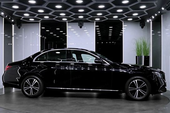 Mercedes Klasa E 220 d 9G-TRONIC