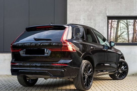 Volvo XC60 T6 Plug-In Hybrid AWD Ultra Black Edition
