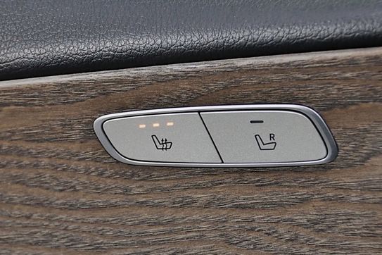 Mercedes Klasa E 300 9G-TRONIC