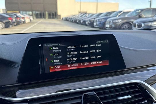 BMW Seria 5 520d xDrive Luxury Line sport-aut